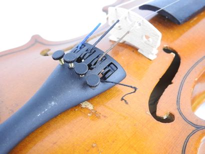 VIOLON d'enfant. Etiquette apocryphe Antonno...
