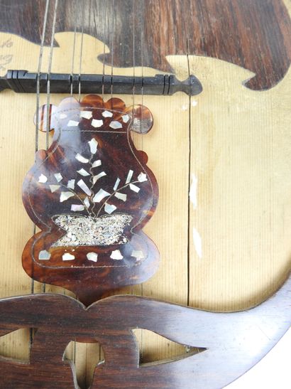 E. de CRISTOFARO : Mandoline. Etiquette à...