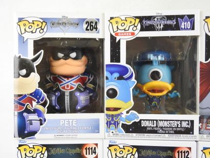 FUNKO POP : 12 figurines de collection de...