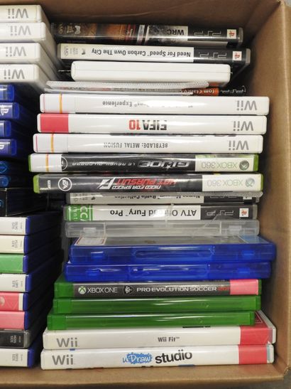 JEUX VIDEOS - DVD Blu-Ray : Environ 80 jeux...