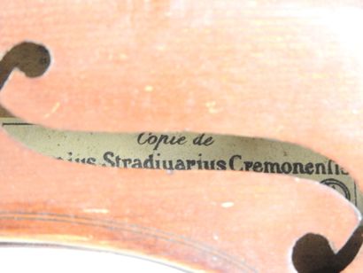 4/4 VIOLIN, apocryphal label Antonio Stradivarius...
