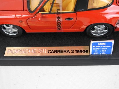 ANSON Porsche 911 Carrera 2 Targa, rouge....