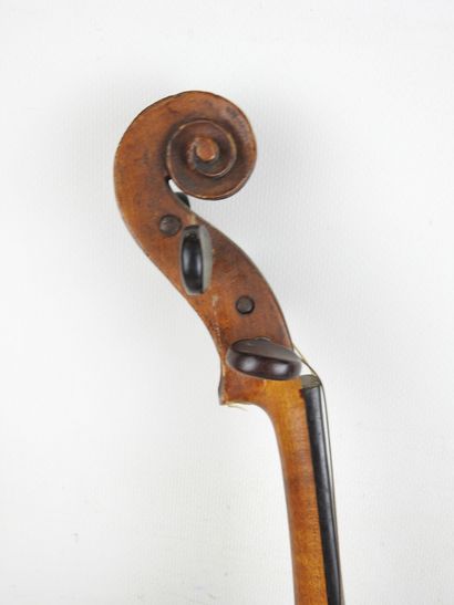 VIOLON d'étude, étiquette apocryphe Stradivarius....