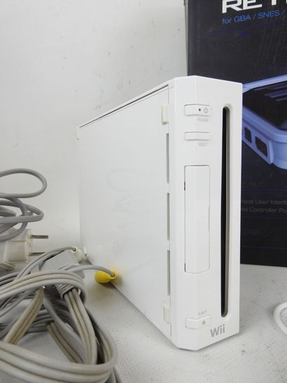 WII : Console blanche avec manette, nonchuk,...