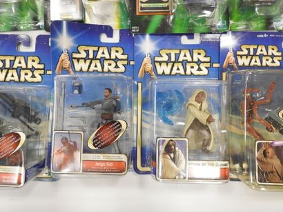 STAR WARS : Lot de 23 figurines de collection...