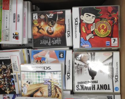NINTENDO DS and 3DS: Around 200 video games,...