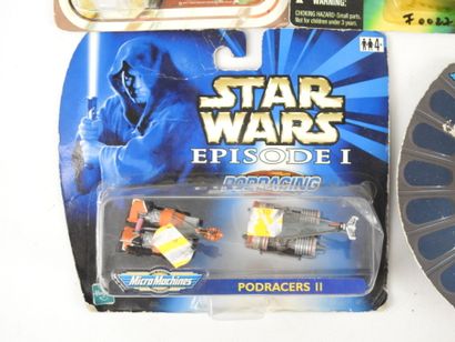 STAR WARS: 10 KENNER, HASBRO and 2 toothbrush...