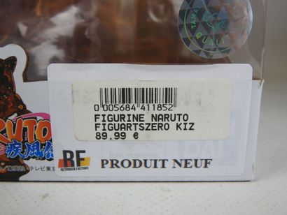 FIGUARTS ZERO : 2 figurines de collection...