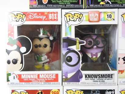 FUNKO POP : 11 figurines de collection DISNEY...