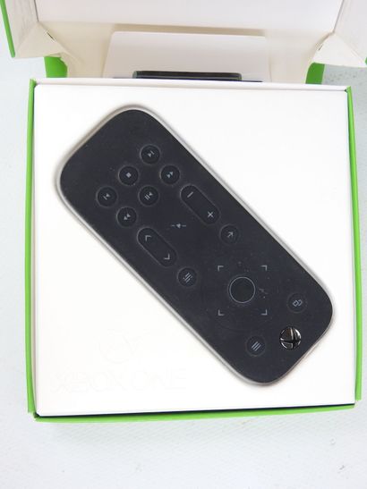 XBOX ONE - XBOX 360 : une télécommande Xbox...