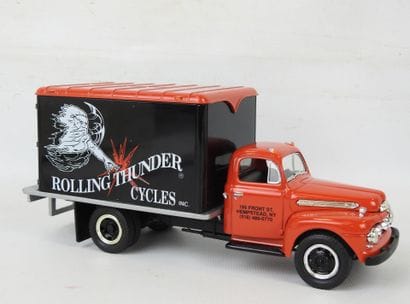 FIRST GEAR FORD F6 1951 fourgon 'ROLLING...