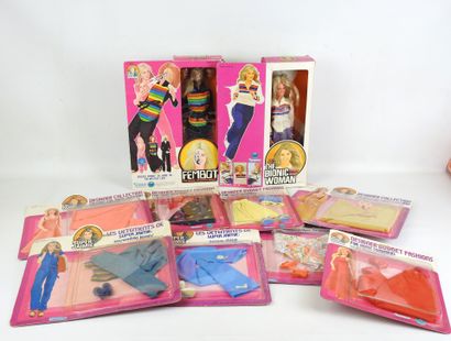 KENNER : The Bionic Woman et Fembot avec...