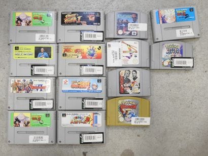 JEUX VIDEOS : Environ 70 jeux pour Nintendo,...