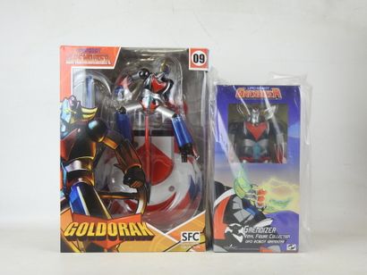 ANIME JAPONAIS : 3 figurines de collection...