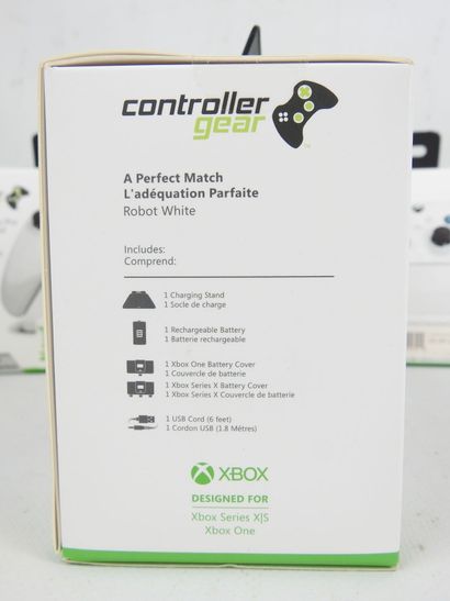 XBOX Pro : 4 manettes de jeu Robot White...