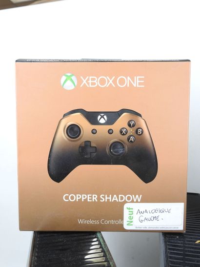 XBOX 360 : 3 consoles XboX 360 noire 2010...