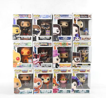 FUNKO POP : 12 figurines de collections de...