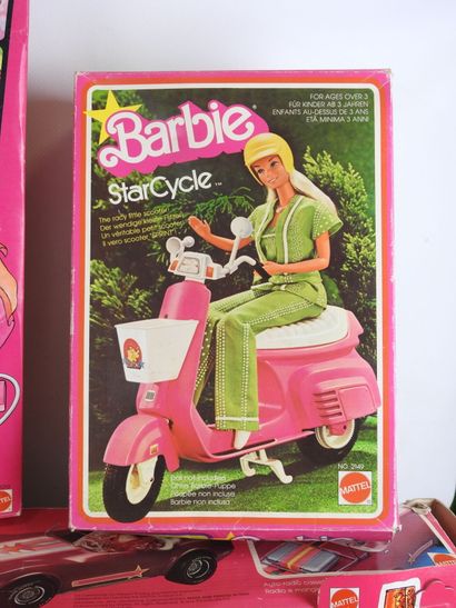 MATTEL - BARBIE : Lot comprenant 5 poupées...
