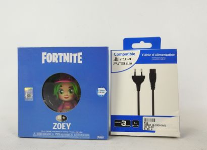 JEUX VIDEOS et divers : 2 figurines de collection...