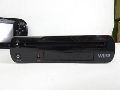 WII U : Console de jeu modèle WUP-010 et...