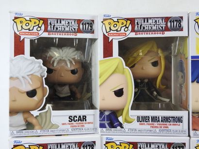 FUNKO POP : 12 figurines de collection de...