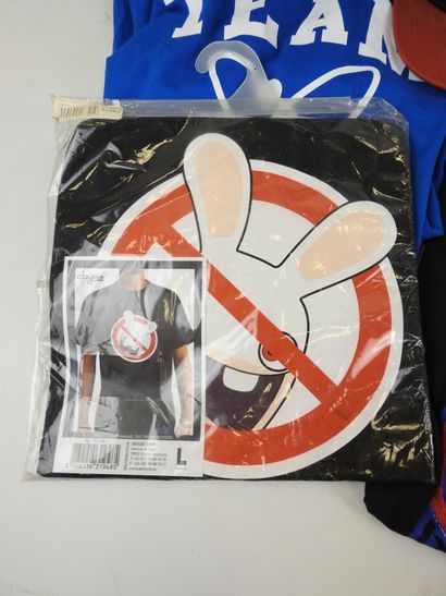 ACCESSOIRES : Lot comprenant deux sacs à...
