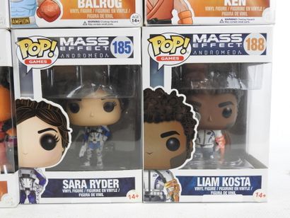FUNKO POP : 13 figurines de collections de...