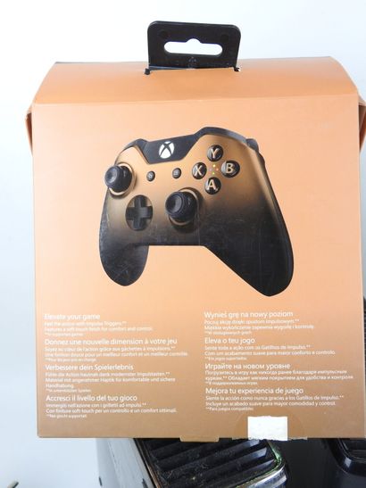 XBOX 360 : 3 consoles XboX 360 noire 2010...