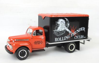 FIRST GEAR FORD F6 1951 fourgon 'ROLLING...