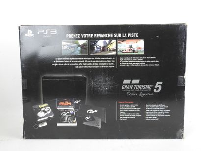 PLAYSTATION : Coffret PS4 avec console, manette...