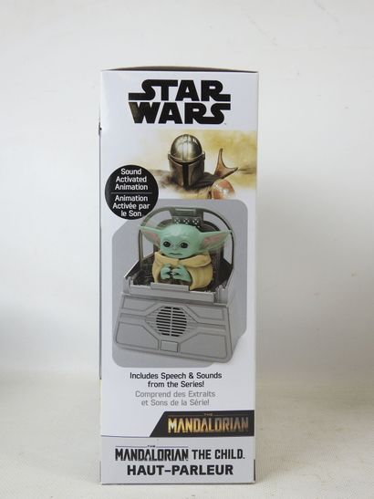 STAR WARS : 3 figurines de collection :
-...