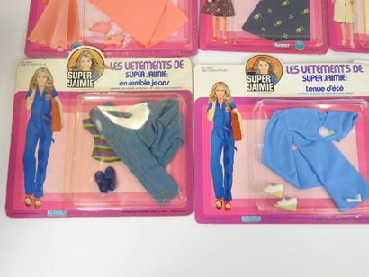 KENNER : The Bionic Woman et Fembot avec...