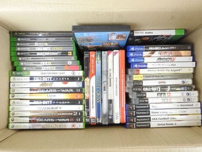 JEUX VIDEOS : Environ 70 jeux divers pour...