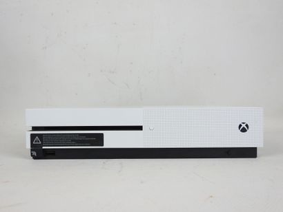XBOX : Console blanche Xbox One S modèle...