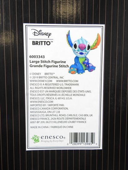 DISNEY : Grande figurine de Stitch polychrome...