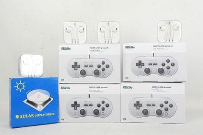 8BitDo : 4 manettes SN30 Pro USB gamepad...