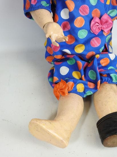 SFBJ -France : Poupée tête en porcelaine,...