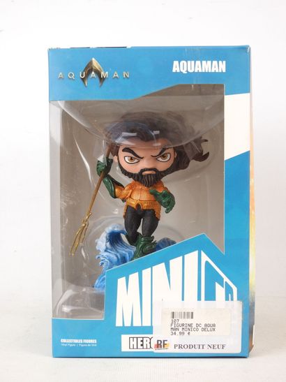 DC COMICS : 4 figurines de collections :
-...