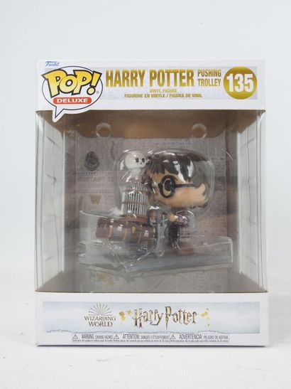 HARRY POTTER : 6 figurines de collection...