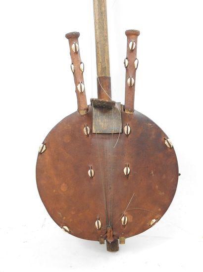 KORA : African stringed musical instrument...