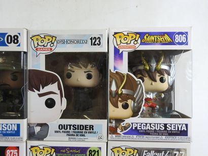 FUNKO POP : 12 figurines de collection de...