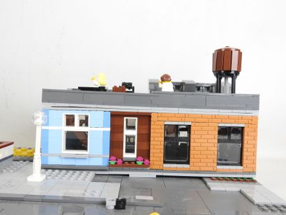 LEGO : Maquette représentant une rue avec...