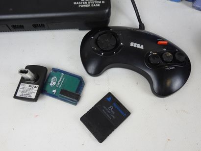 SEGA : Console Master System II avec branchement...