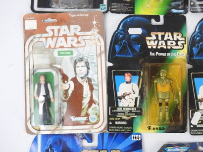 STAR WARS: 10 KENNER, HASBRO and 2 toothbrush...