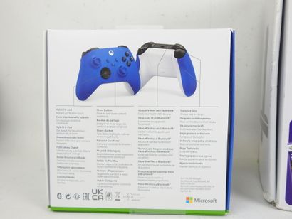 XBOX 360 - Kinet 4GB Go. Coffret avec console...