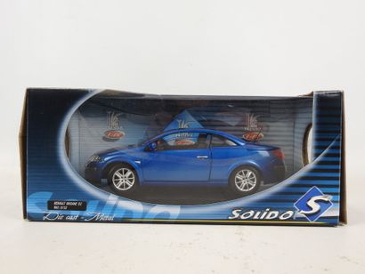 SOLIDO Renault Megane CC, bleu métallisé....