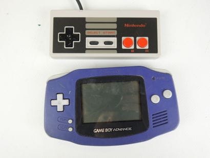 JEUX VIDEOS : Lot divers avec JoyStick Fox...