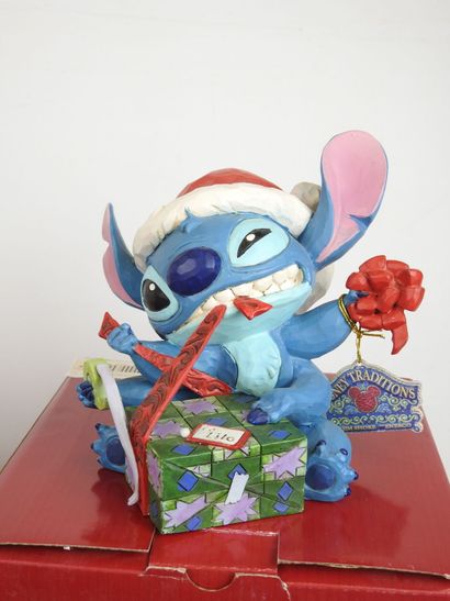 DISNEY : 3 figurines des éditions Disney...