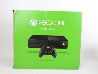 XBOX : Console Xbox One (sans manette) et...