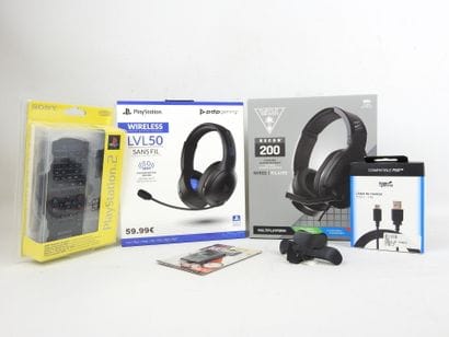 PLAYSTATION : Lot comprenant :
- Casque sans...
